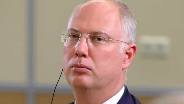 Diretor de fundo russo chama Anvisa de mentirosa por barrar Sputnik V no Brasil