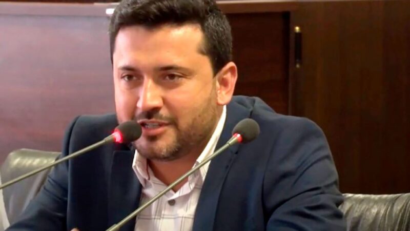 Prefeito autoriza investir R$ 1,6 milhão em caminhões e máquinas obras e serviços em Colíder