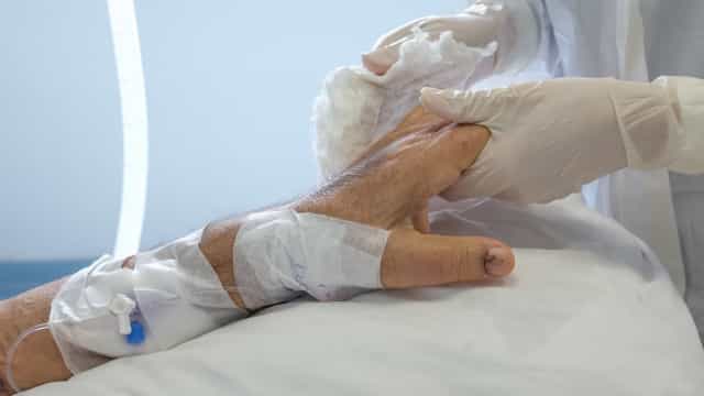 Pandemia já matou 3,4 milhões de pessoas no mundo