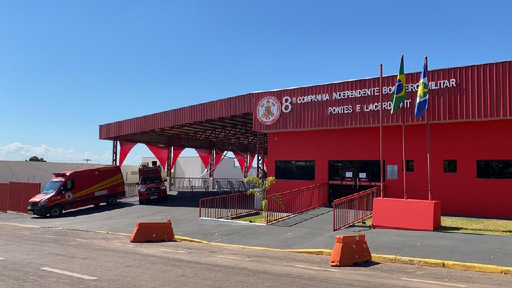 Governo de MT entrega novas unidades do Corpo de Bombeiros Militar e Politec no interior