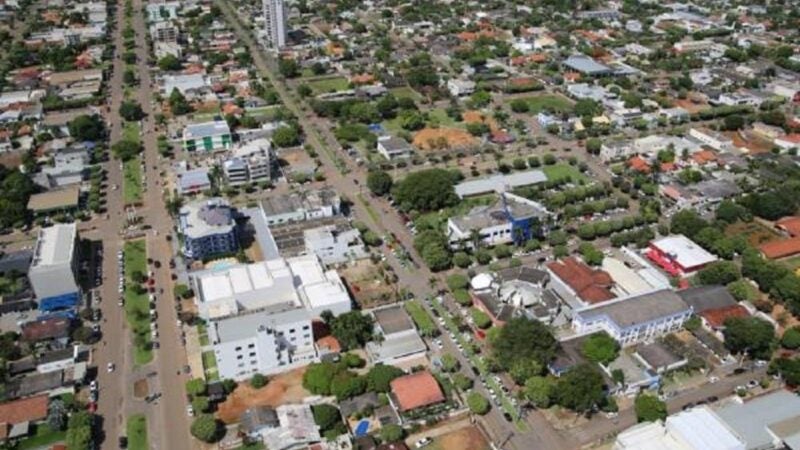 Ações em infraestrutura e agricultura familiar marcam aniversário de oito municípios