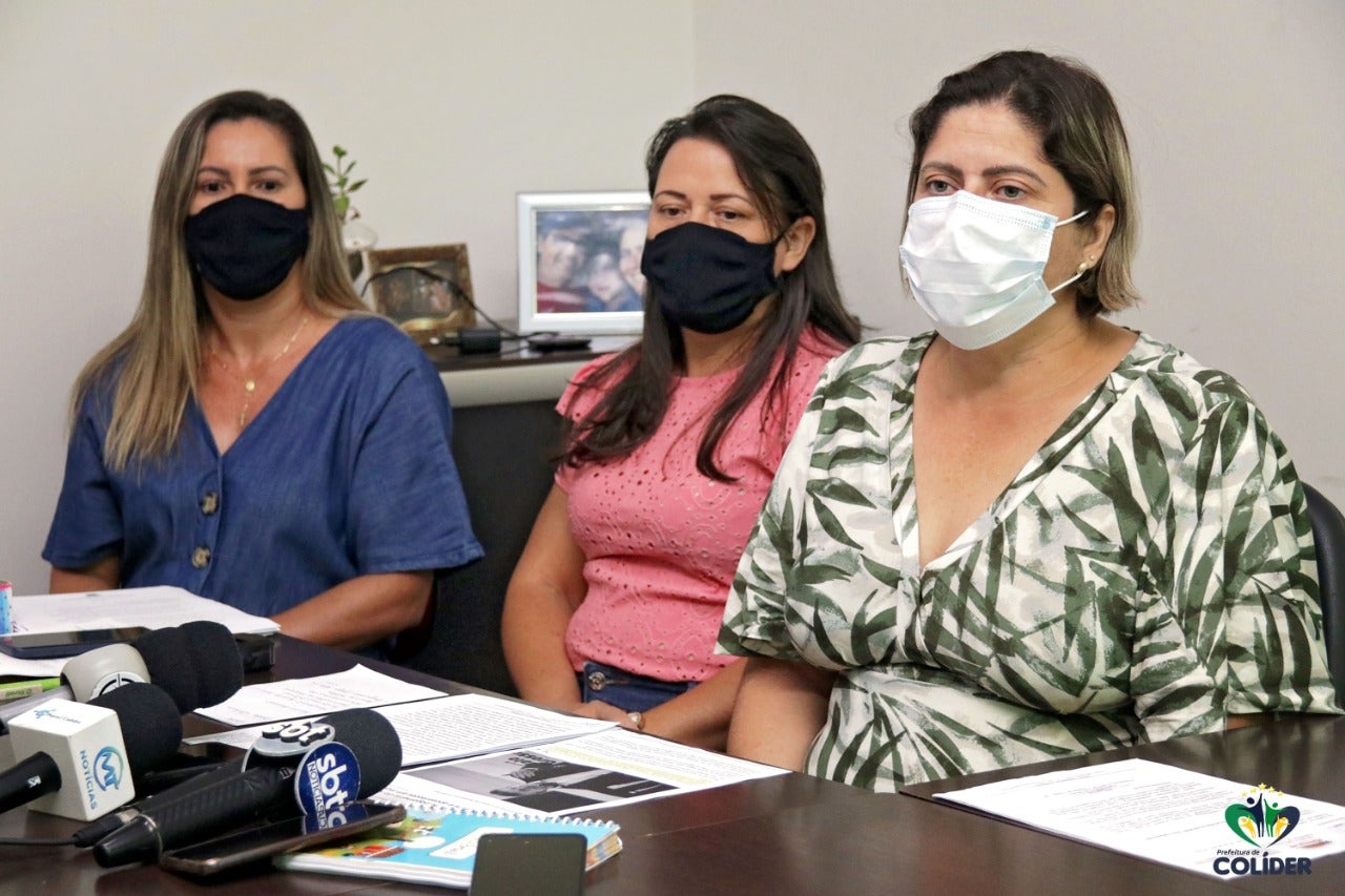 SECRETÁRIA LÉIA TORRES FALA SOBRE VOLTA ÀS AULAS, PROGRESSÕES E ÁREA DA ESCOLA ATALAIA