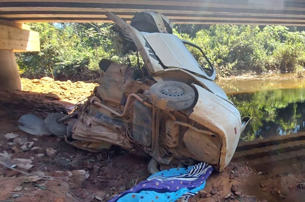Jovem é encontrada morta após carro cair de ponte entre Guarantã do Norte e Novo Mundo