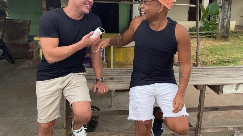 Cristian Bell celebra composição para Safadão e 2 milhões de seguidores em 6 meses