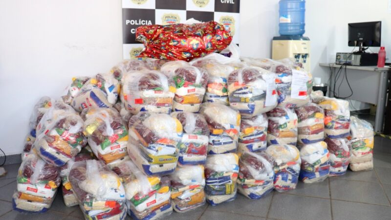 Ação da Polícia Civil doa cestas básicas e brinquedos a famílias carentes em Barra do Garças