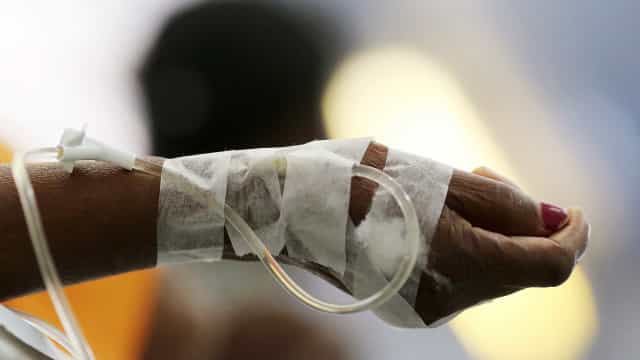 Anvisa autoriza a realização de testes de soro anti-covid em humanos