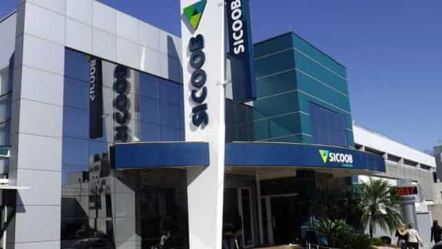 Cooperativas alcançam bancos tradicionais em número de agências