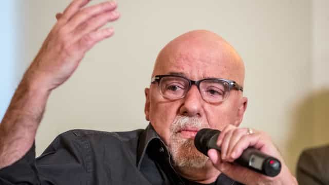 Escritor Paulo Coelho lista ‘assassinos de Paulo Gustavo’