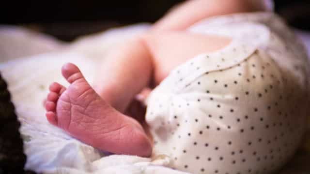 Bebê nasce com anticorpos para a Covid-19 em Santa Catarina