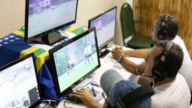 ‘A partir do 2º turno do Brasileirão, VAR centralizado estará 100%’, diz Gaciba