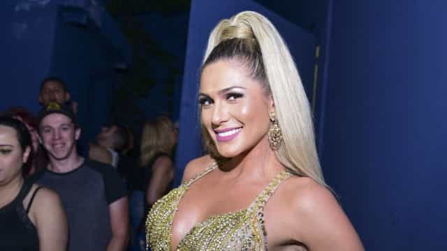 Lívia Andrade toma vacina nos EUA e fala de privilégios que a ‘incomodaram’