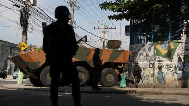 Forças Armadas podem atuar em vacinação por até 5 anos