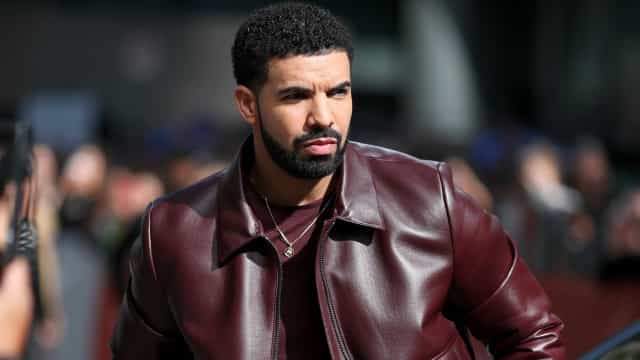 Drake faz investimento em empresa de frango à base de plantas