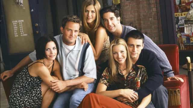 Diretor de ‘Friends’ justifica ausências de personagens em especial