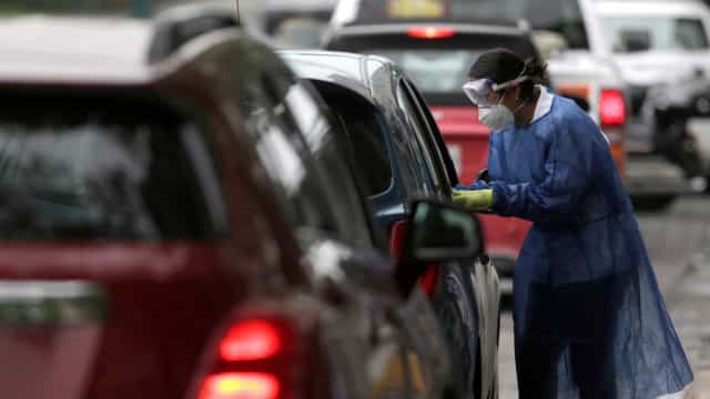 São Paulo tem mais sete drive-thrus para vacinação contra Covid-19