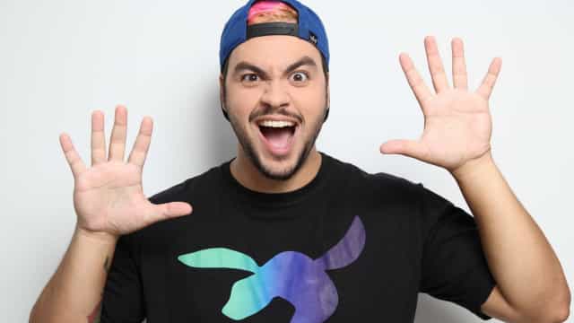 ‘Meu pulo do gato foi não ser só um youtuber, mas criar estilo de vida’, diz Luccas Neto