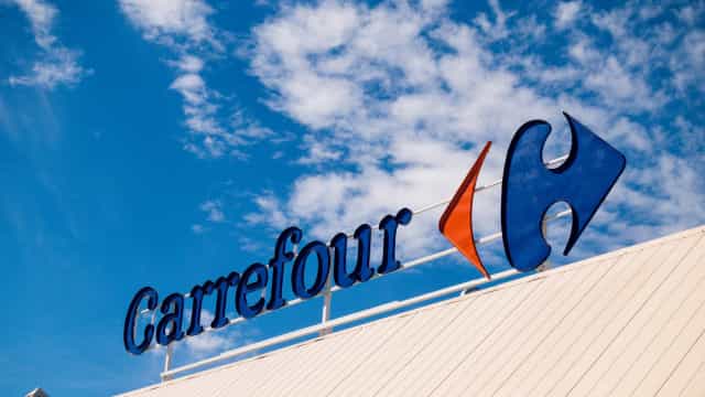 Carrefour: Lucro líquido ajustado fica em R$ 420 milhões no 1º trimestre