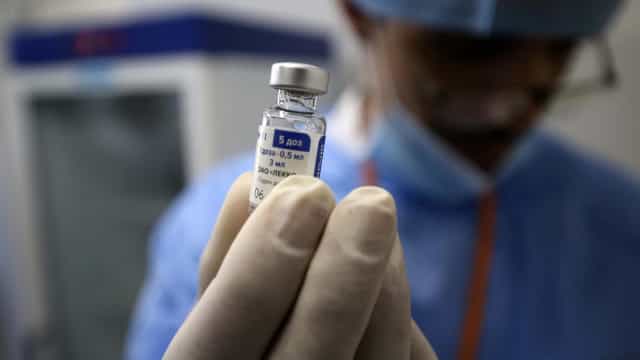 Anvisa: União Química desiste de realizar estudo clínico da Sputnik V no Brasil