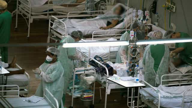 Total de capitais com mais de 90% de lotação de UTIs, que já chegou a 22, cai para 10