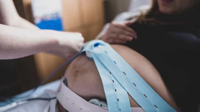 Lei que estende validade de receitas e facilita atendimento para grávidas é sancionada