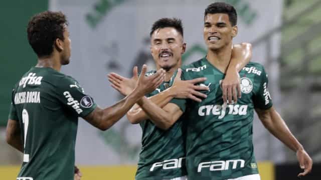 Embalado, Palmeiras se inspira na Libertadores para avançar no Paulistão
