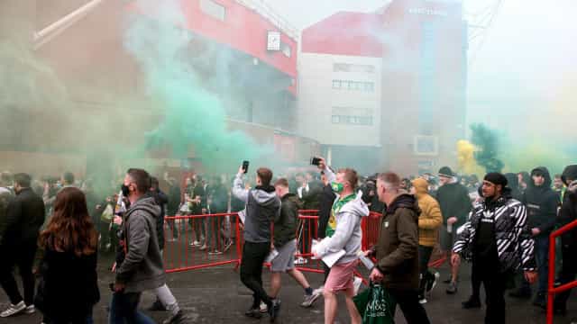 Conheça a família Glazer, alvo de fúria da torcida do Manchester United