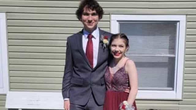 Casal de namorados morre em acidente a caminho do Baile de Formatura