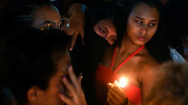 Com marcas de agressões, presos no Jacarezinho dizem ter visto assassinatos e carregado corpos