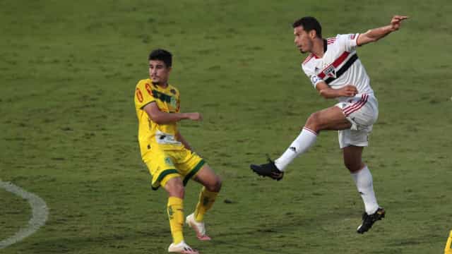 Já classificados, Mirassol e São Paulo empatam em jogo movimentado pelo Paulistão