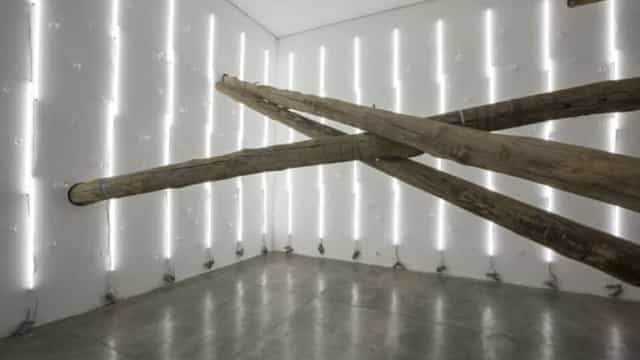 Morre Carlito Carvalhosa, renovador da pintura na Casa Sete