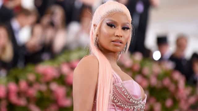 Nicki Minaj quebra silêncio sobre trágica morte do pai após atropelamento