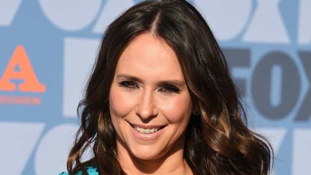 Jennifer Love Hewitt anuncia que está grávida do terceiro filho
