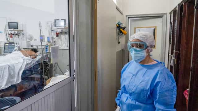 Argentina tem nova alta de casos de Covid e impõe confinamento