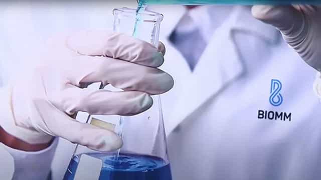 Biomm pede autorização à Anvisa para estudos finais do fármaco contra covid-19