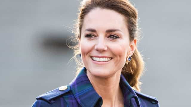 Kate Middleton recebe 1ª dose da vacina conta a Covid: ‘Imensamente grata’