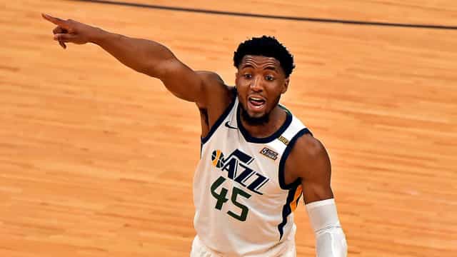 Mitchell desequilibra e Utah vira série sobre os Memphis