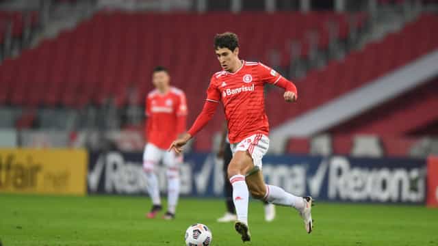 Após vices, Inter que espantar instabilidade e estrear com vitória no Brasileirão