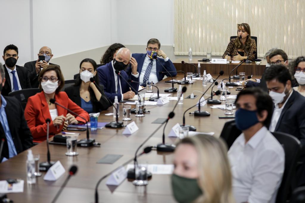 Sistema de monitoramento por satélite de Mato Grosso é impressionante, avalia embaixador do Reino Unido