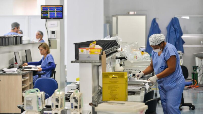 Estado propõe manter adicional aos profissionais da linha de frente por mais 6 meses