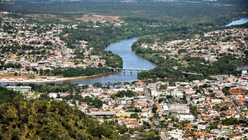 Em Mato Grosso, 28 municípios estão com risco muito alto de contaminação pela Covid-19