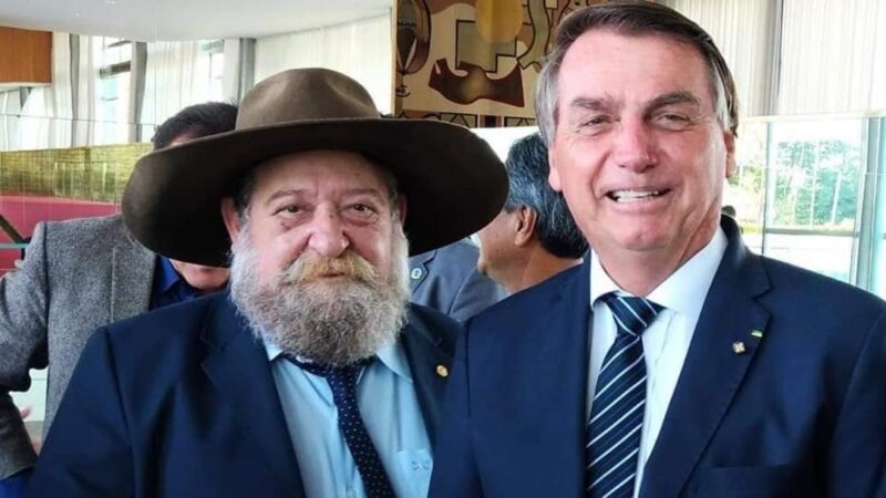 Vereador Irmão Alexandre propõe homenagens a Jair Bolsonaro, Nelson Barbudo e Sebastião Rezende