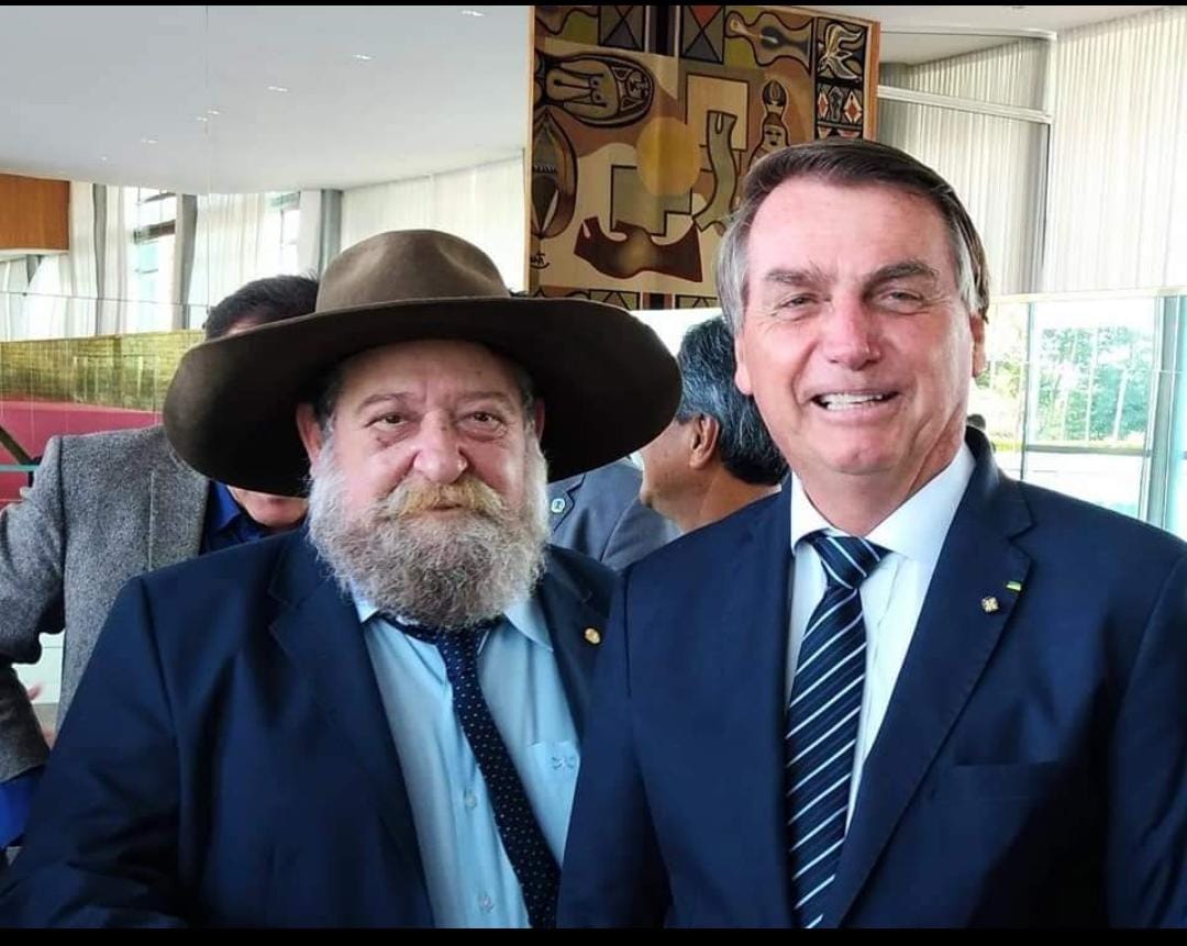 Vereador Irmão Alexandre propõe homenagens a Jair Bolsonaro, Nelson Barbudo e Sebastião Rezende