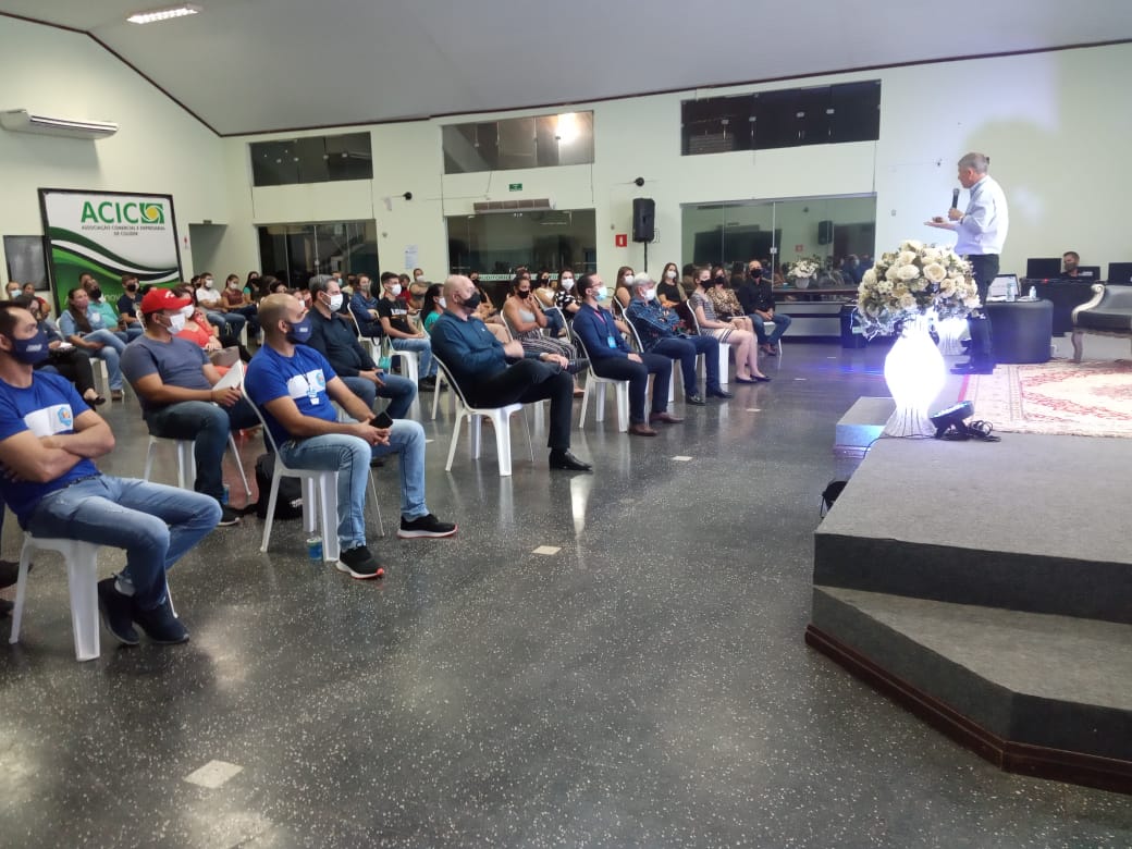 PALESTRA DE MOTIVAÇÃO EMPRESARIAL FOI REALIZADA COM SUCESSO EM COLÍDER