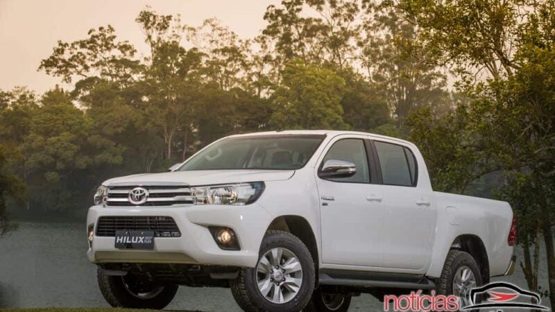 Hilux 2017: versões, novidades, motor, consumo, preço, detalhes