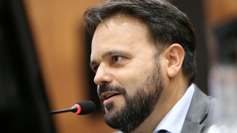 Deputado Claudinei comemora a convocação de 17 aprovados do concurso público da Politec