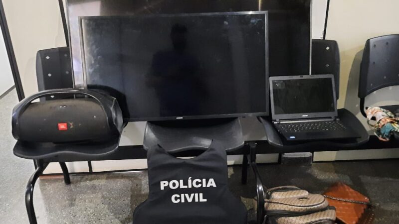 Policiais civis localizam casal que arrombou camionete em rodovia e apreendem centenas de materiais furtados