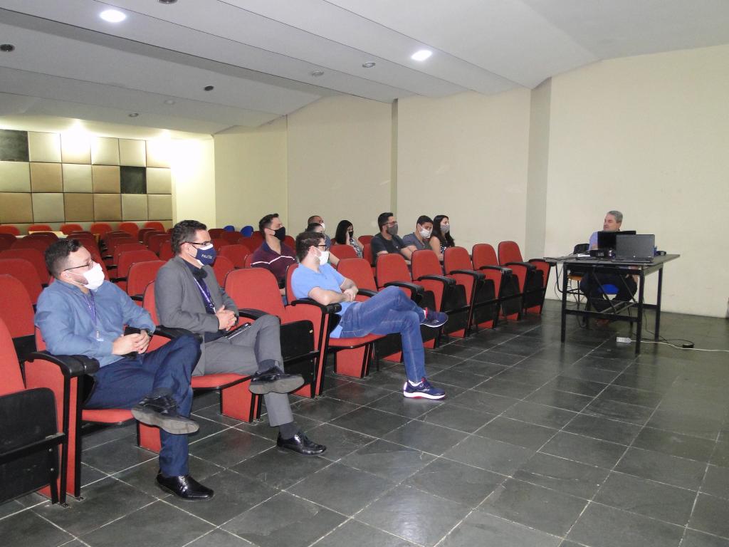 Peritos participam de reunião de nivelamento sobre metologia de valoração de danos ambientais