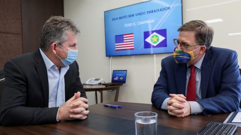 Governador e embaixador dos EUA firmam cooperação para atrair investimentos a Mato Grosso