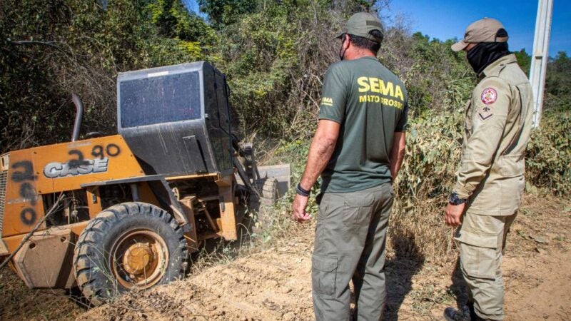 Corpo de Bombeiros e Sema iniciam construção de aceiros mecânicos no Parque Encontro das Águas