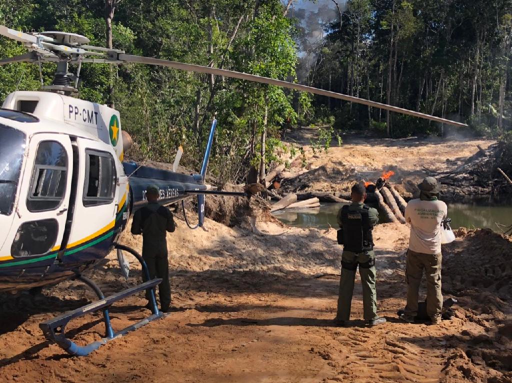 Fiscalização destrói acessos utilizados para desmate ilegal em unidades de conservação de Colniza